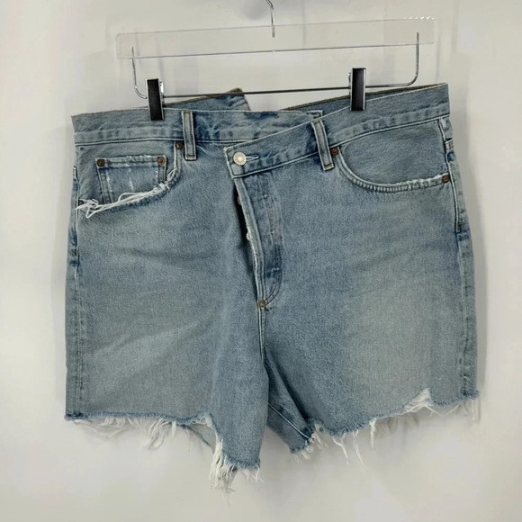 - NEW AGOLDE Agolde Criss Cross Short 'Symbol' size 32 B1951 - Picture 2 of 6